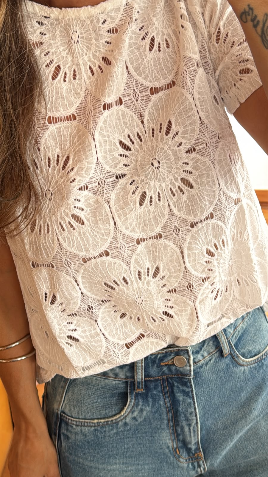 Blusa renda flor