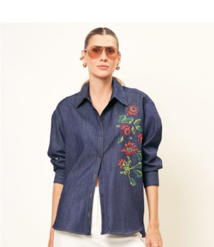Camisa jeans bordada
