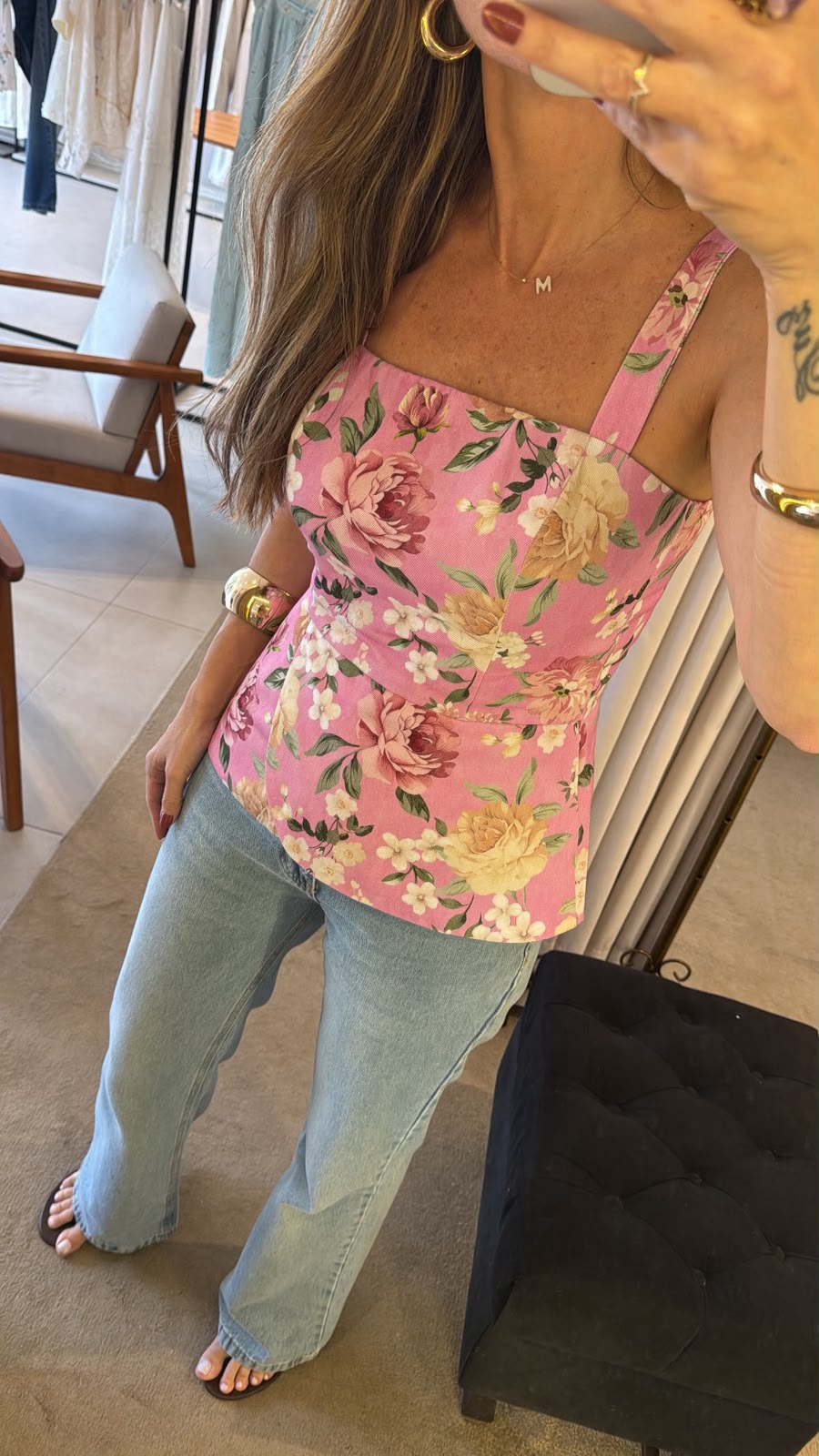 Regata em sarja floral peplum